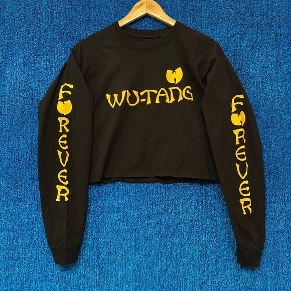 Tops - Wu-tang Vtg Style L/S crop top size M